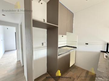Departamento · 48m² · 2 Ambientes · 1 Cochera · Departamento de 2 Ambientes en Pb con Patio. Cochera de 8 m de Largo. a Pasos de Av Mitre.