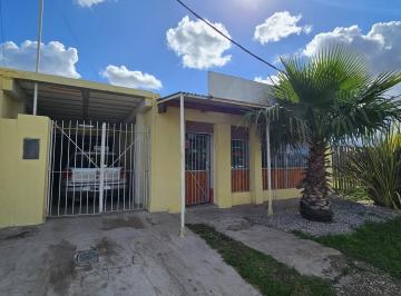 Casa · 163m² · 6 Ambientes · 1 Cochera · Venta Casa con Pileta en Timbues Costa Ribera