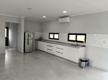 Casa · 116m² · 1 Dormitorio · 1 Cochera · Coqueta Casa a Estrenar, 1 Dormitorio en "La Mansa"