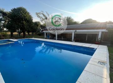 Casa · 160m² · 4 Ambientes · 5 Cocheras · Casa en Alquiler Country Club Banco Provincia
