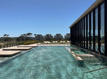 Departamento · 76m² · 1 Dormitorio · 1 Cochera · 2 Amb - Surfside - Pde - Playa Brava - Uruguay