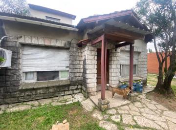 Casa · 133m² · 3 Dormitorios · Casa en Venta en Olivos, Vicente Lopez