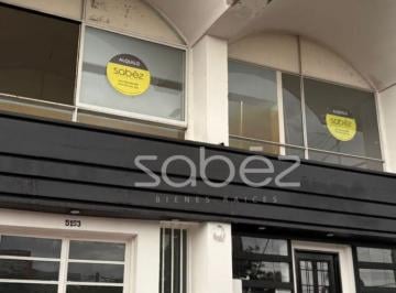 Local comercial · 160m² · 4 Ambientes · 5 Cocheras · Local Comercial en Alquiler Arguello