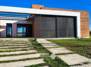 Casa · 180ha · 4 Ambientes · 2 Cocheras · En Venta Casa en Tejas 4 Villa Carlos Paz