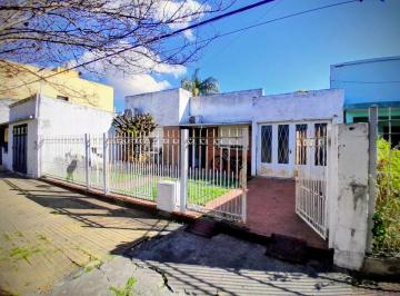 Terreno , La Plata · Lote con Vivienda a Reciclar