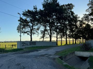 Terreno · 1053m² · Venta de Lote/terreno en Haras de Funes
