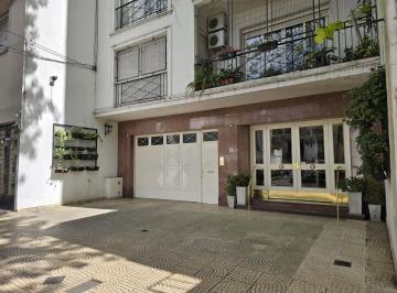 Departamento · 239m² · 6 Ambientes · 1 Cochera · Departamento de 5 Ambientes en Belgrano en Venta