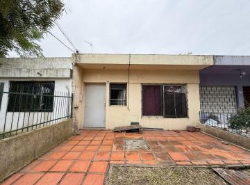 Casa · 67m² · 4 Ambientes · Venta Casa Paso Carrasco 2 Dorm. y Fondo