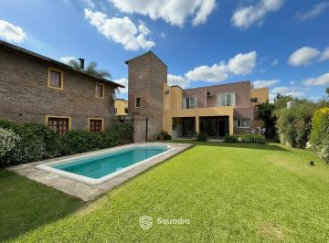 Casa · 360m² · 4 Ambientes · Venta | Permuta - Casa 2 Dorm., Jardín y Piscina - Mirador del Rio, Arroyo Seco.