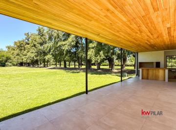 Casa · 263m² · 6 Ambientes · 2 Cocheras · Casa en Venta en La Esperanza, Club de Campo, General Rodriguez, Gba Oeste - 6 Ambientes