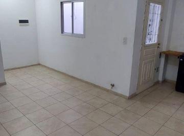 PH de 2 ambientes, Tres de Febrero · Departamento 2 Ambientes con Patio Alsina 1768 Ciudadela
