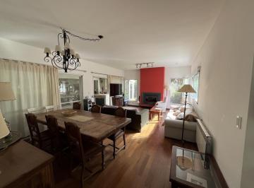 Casa · 3700m² · 7 Ambientes · 4 Cocheras · Venta Casa 3 Dorm. Roldan