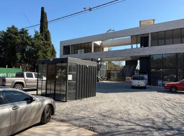 Local comercial · 78m² · 1 Cochera · Local en Funes