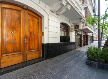 Departamento · 93m² · 3 Ambientes · Sensacional Piso Entero de Estilo Reciclado, 3 Amb, Toilette, Baño, Jardín y Parrilla.