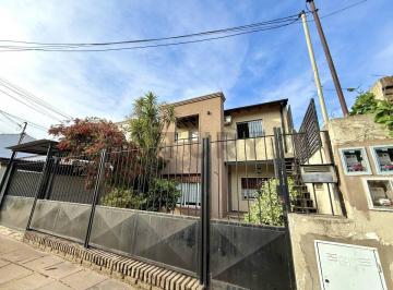 Casa · 190m² · 7 Ambientes · 2 Cocheras · Venta Casa 4 Ambientes con Piscina + 2 Monoambientes en Ituzaingo