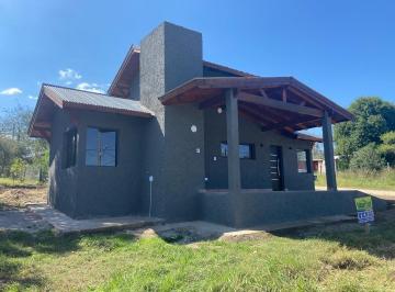 Casa · 85m² · 3 Ambientes · 1 Cochera · Casa en Venta en Calamuchita, Excelente Entorno