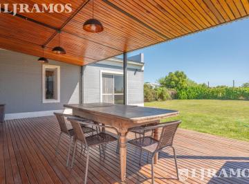Casa · 124m² · 4 Ambientes · 5 Cocheras · Oportunidad Casa Sin Pile en Area 1 San Sebastian No Apto Credto Mb