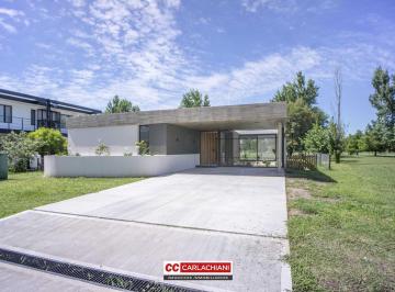 Casa · 182m² · 4 Ambientes · 2 Cocheras · Venta Casa a Estrenar de Lujo La Rinconada Naturaleza Verde Deportes Financiación y Permutas