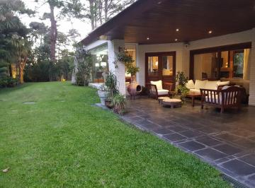 Casa · 5 Ambientes · 2 Cocheras · Casa Punta del Este