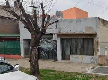Local comercial · 75m² · 2 Ambientes · Local Amplio con Espacio Aereo Al Frente en Planta Baja