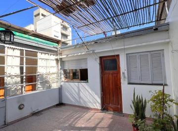 PH de 4 ambientes, La Plata · PH Al Fondo con 3 Dorm. en Excelente Zona de La Plata (Calle 2 E/ 63 y 64)