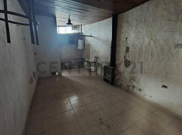PH · 61m² · 5 Ambientes · Vendo PH en Barrio El Progreso.