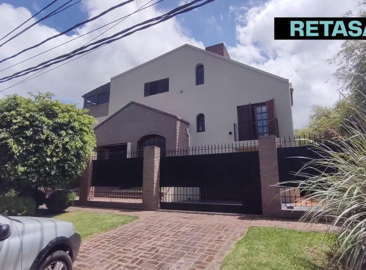 Casa · 480m² · 7 Ambientes · 2 Cocheras