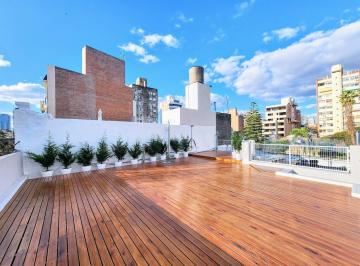 Casa · 175m² · 5 Ambientes · 1 Cochera · Venta Casa de 3 Dorm. Totalmente Reciclada, con Cochera, Patio y Terraza, Pichincha