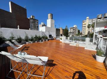 Casa · 175m² · 5 Ambientes · 1 Cochera · Venta Casa de 3 Dorm. Totalmente Reciclada, con Cochera, Patio y Terraza, Pichincha