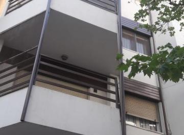 Departamento · 76m² · 3 Ambientes · 1 Cochera · Nva. Cba. Dpto. Amplio con Cochera.