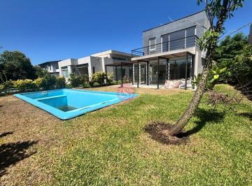 Casa · 180m² · 4 Ambientes · Casa en Venta en Barrio La Angelica, Pilar, G. B. a. Zona Norte