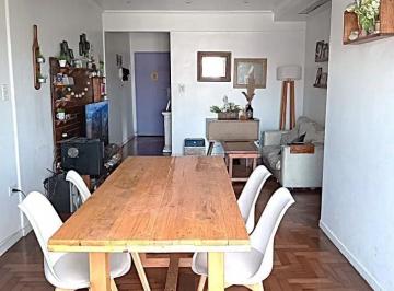 Departamento · 88m² · 4 Ambientes · Hermoso Semipiso Al Fte. 4 Ambientes en Boedo Apto Credito Bancario