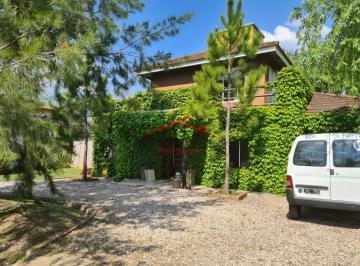 Casa · 28m² · 5 Ambientes · 1 Cochera · Casa en Venta en Barrio Cerrado Canning