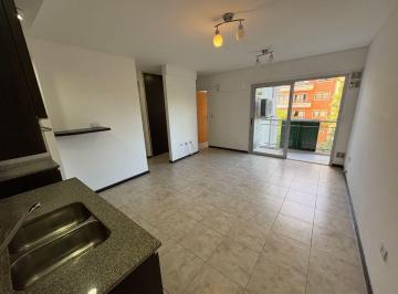 Departamento de 2 ambientes, Morón · Departamento 2 Ambientes con Cochera Doble - Apto Crédito - Morón Centro