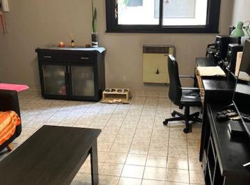 Departamento de 2 ambientes, Barracas · 2 Ambientes Lateral en Venta Barracas