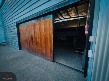 Local comercial · 300m² · Galpón con Oficinas en Alquiler, 600 m² - Barrio Cofico