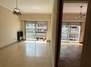 Departamento · 42m² · 2 Ambientes · Venta Dpto Dos Ambientes Al Frente C/ Vista Lateral Al Mar. Calle Entre Rios Al 1800.