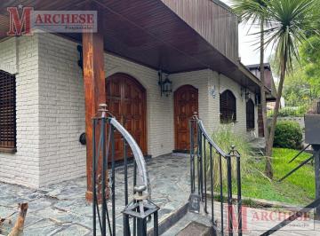 Casa · 200m² · 5 Ambientes · 1 Cochera · Casa de 4 Ambientes en Venta Ituzaingo Norte