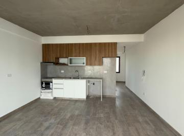 Departamento · 46m² · 2 Ambientes · Venta Depto 2 Amb con Balcon Aterrazado en Parque Avellaneda
