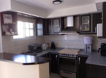 PH de 4 ambientes, La Matanza · Venta de PH 4 Amb, en Ramos Mejia, con Cochera