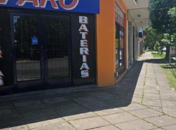 Local comercial · 20m² · Local en Alquiler Ituzaingó