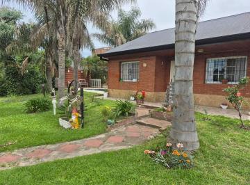 Quinta vacacional · 70m² · 4 Ambientes · Casa Quinta en Venta en Barrio Parque Sakura, Exaltación de La Cruz, G. B. a. Zona Norte