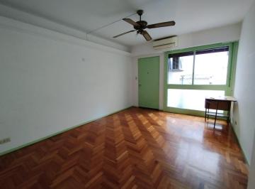 Departamento · 57m² · 3 Ambientes · 1 Cochera · Departamento 3 Ambientes. Frente con Balcón. Cochera
