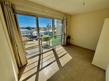 Departamento · 38m² · 3 Ambientes · 1 Cochera · Dpto con Cochera Apto Crèdito - Las Palmas Departamento en Venta