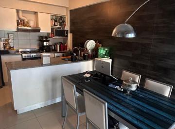 Departamento de 4 ambientes, Lanús · A La Venta - Excelente Piso 4 Amb - en Condominio con Piscina