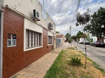 PH de 3 ambientes, Vicente López · Casa en Planta Alta de 3 Amb con Terraza Al Frente, Orientacion Ne. 71 m² Cub. 103 Totales.