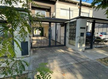 Casa · 70m² · 3 Ambientes · 1 Cochera · Venta Duplex 3 Ambientes Ituzaingo Norte Condominio Cerrado