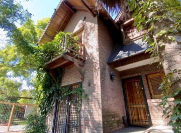 Casa · 220m² · 4 Ambientes · 2 Cocheras · Casa en Alquiler en Moreno Uso Comercial