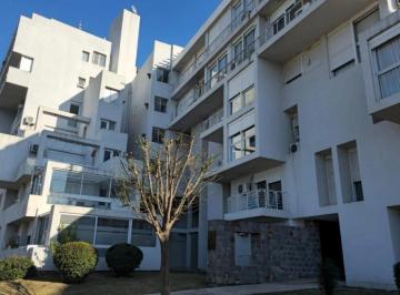 Garage · 8m² · Cochera de 8 m² en Venta en Jardines de La Estanzuela