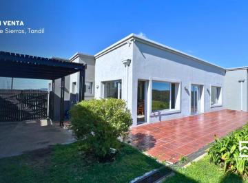 Casa · 280m² · 3 Ambientes · 1 Cochera · Casa en Venta